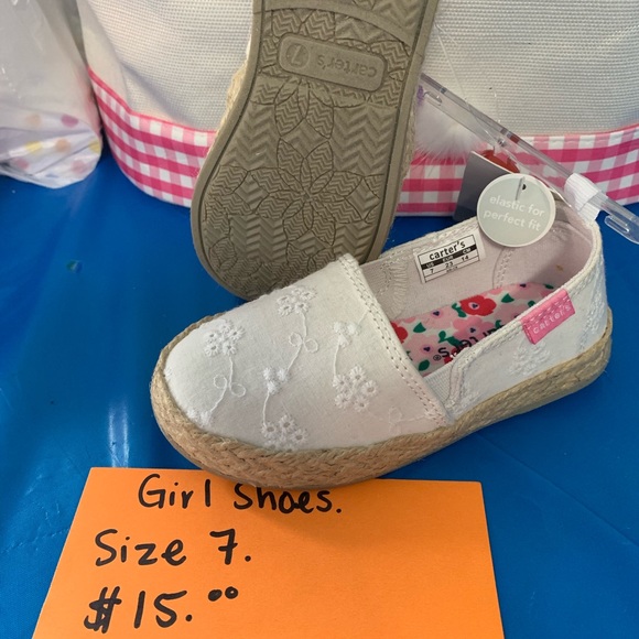 Toddler girl shoes - Picture 1 of 2